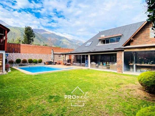 CASA Av. Quilín Norte 10000