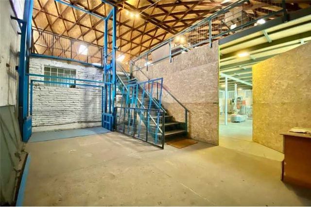 Gran ubicación, industria, bodega, taller.