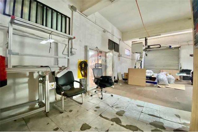 Gran ubicación, industria, bodega, taller.