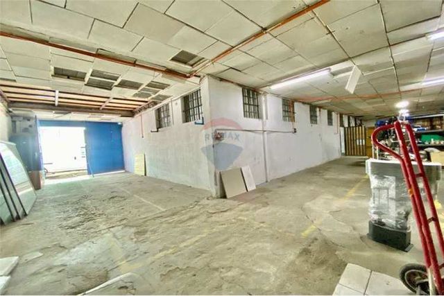 Gran ubicación, industria, bodega, taller.