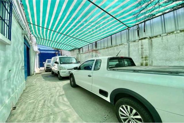 Gran ubicación, industria, bodega, taller.