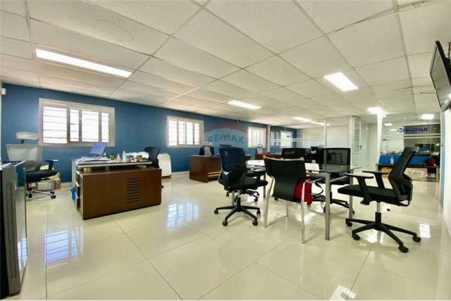 Gran ubicación, industria, bodega, taller.