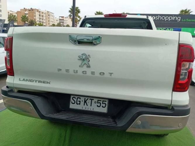 PEUGEOT LANDTREK 2023