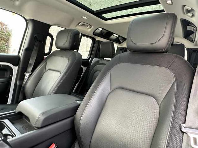 LAND ROVER DEFENDER 110 X-DYNAMIC S P