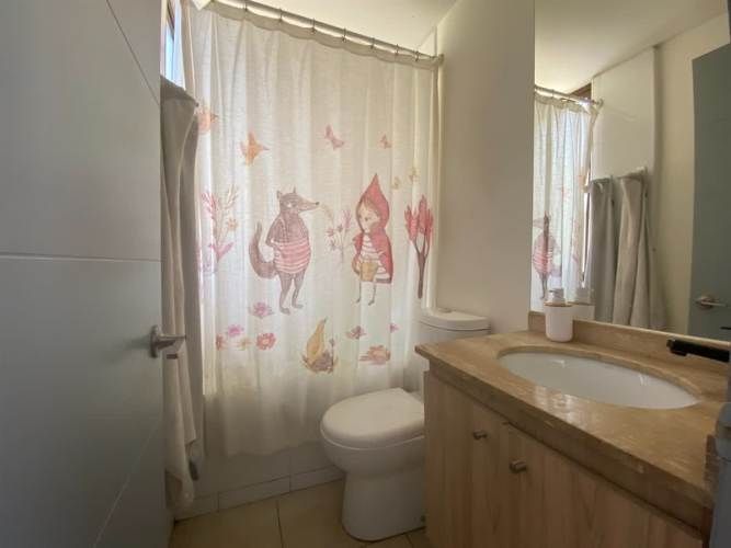 CASA Linda casa en seguro y familiar condominio Chicureo