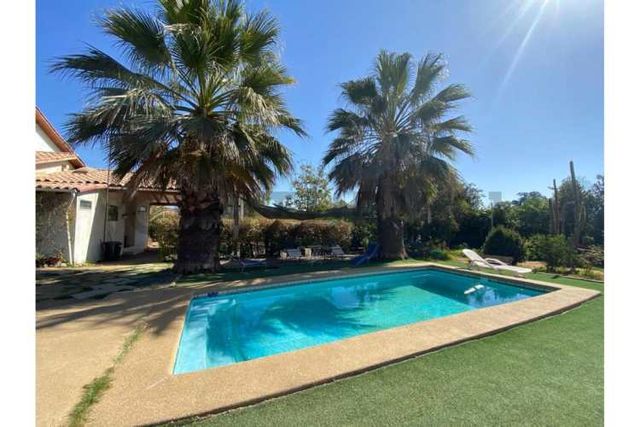 Casa estilo chilena Condominio Lomas del Carmen