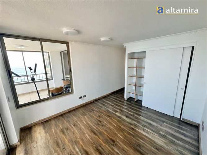 DEPARTAMENTO Condominio Las Antillas - Ed. Dominica piso 17 (lateral)