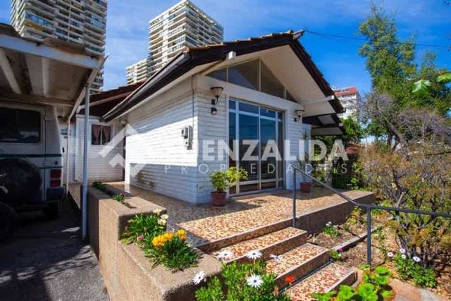 CASA Av. Apoquindo / Zanzibar Poniente