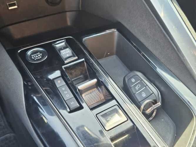 Peugeot 3008 Allure Pack Bluehdi 130 At 1.5 2023