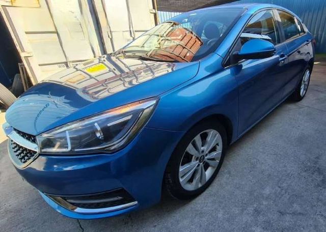 CHERY ARRIZO 5 FULL EQUIPO