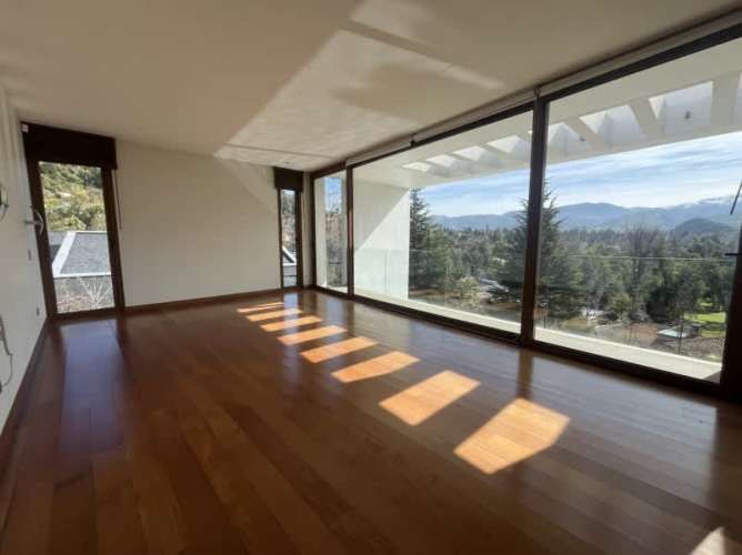 CASA EN VENTA | ESPECTACULAR VISTA | LOMAS DE LA D