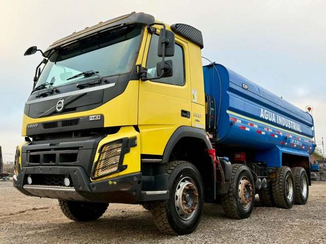 2019 Camión Volvo FMX 500 Estanque Aljibe Presurizado 20.000 lts