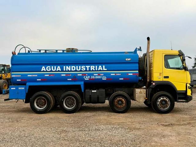 2019 Camión Volvo FMX 500 Estanque Aljibe Presurizado 20.000 lts