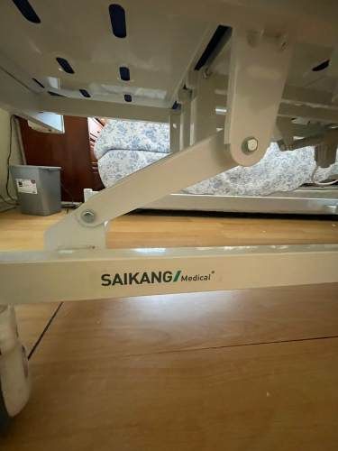 Catre Clínico Eléctrico- Poco Uso