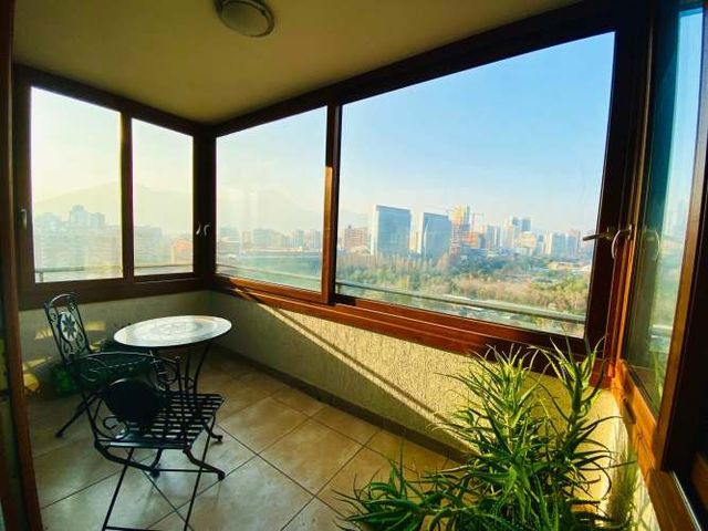 ARRIENDO AMPLIO DEPARTAMENTO EN LA MEJOR ZONA DE LAS CONDES