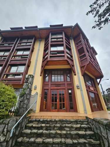 VENDO CÉNTRICO DEPTO EN EDIFICIO INSBRUCK DE PUCÓN