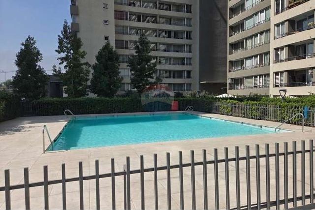 Depto. en macul, 1d, metro las torres, 1er piso