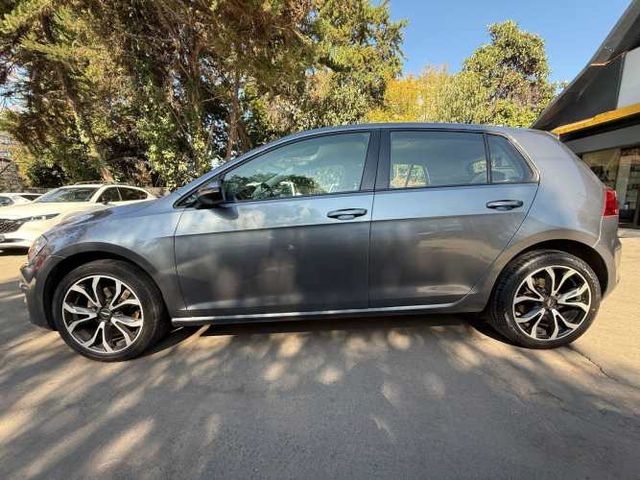 VOLKSWAGEN GOLF  2017