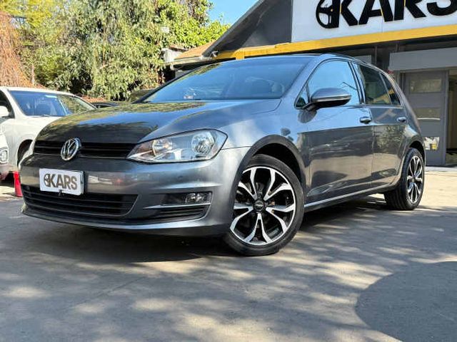 VOLKSWAGEN GOLF  2017