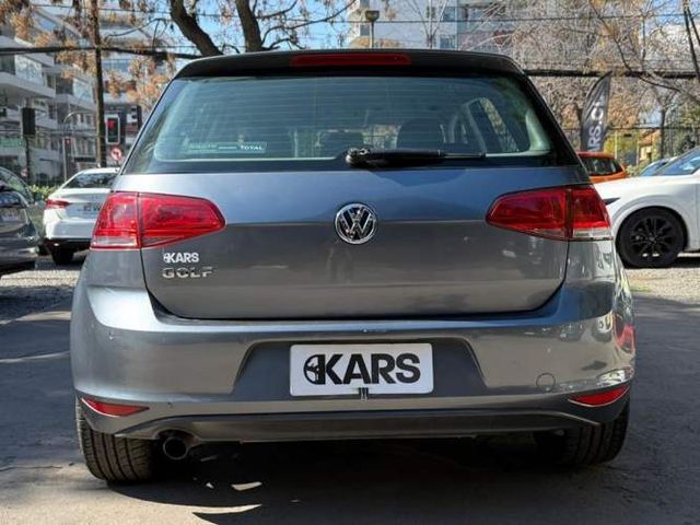 VOLKSWAGEN GOLF  2017