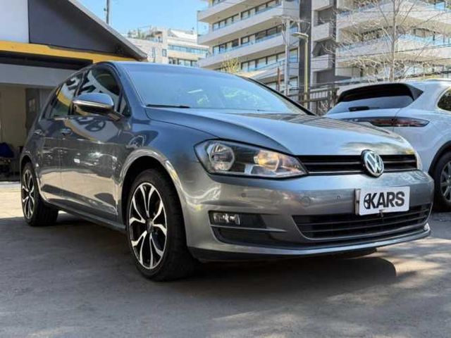 VOLKSWAGEN GOLF  2017