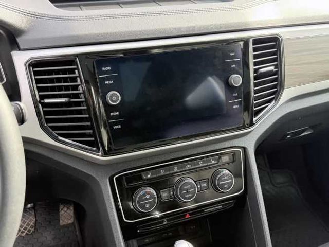 VOLKSWAGEN ATLAS 2024