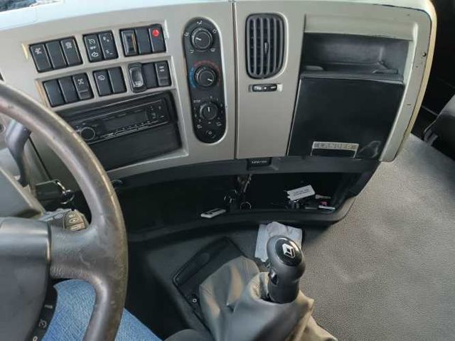 Camión Tracto Renault Premum Lander 440