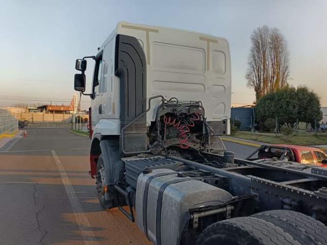 Camión Tracto Renault Premum Lander 440