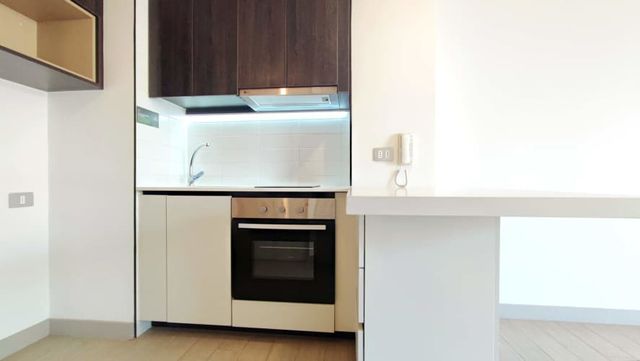 Av. Irarrázaval 5485 (1 Est /1 Bod)