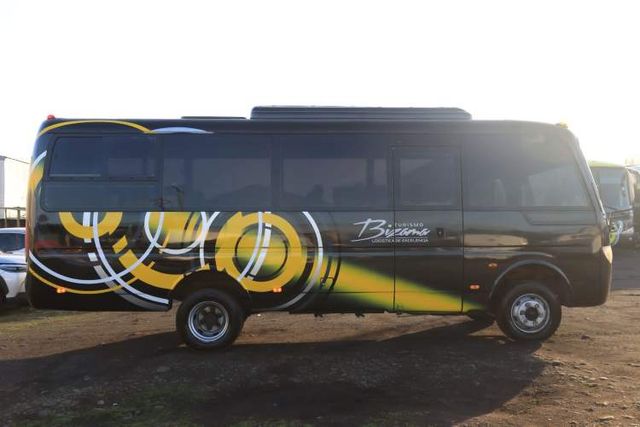 BUS HIGER AÑO 2012 FULL AC MOTOR DIESEL 27 PASAJEROS AL DIA