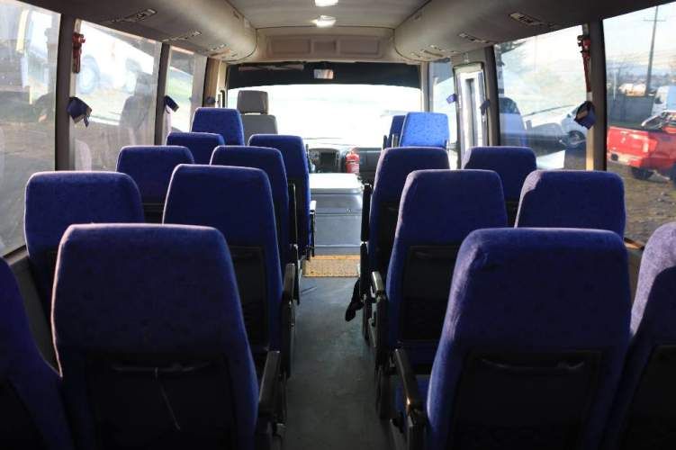 BUS HIGER AÑO 2012 FULL AC MOTOR DIESEL 27 PASAJEROS AL DIA