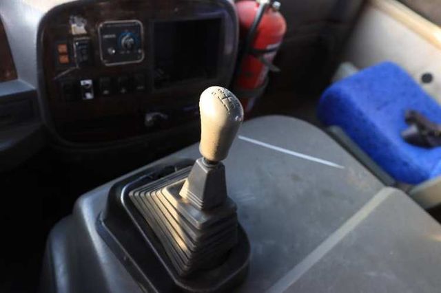 BUS HIGER AÑO 2012 FULL AC MOTOR DIESEL 27 PASAJEROS AL DIA