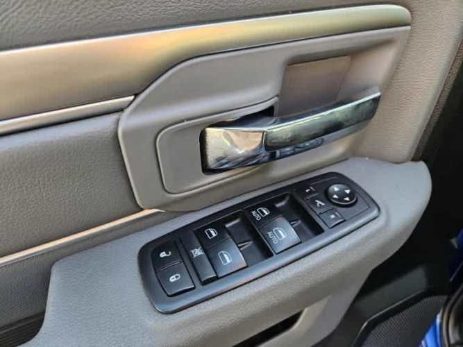 Ram 1500 Quad Cab Slt Dcab 4x4 3.6 Aut 2018