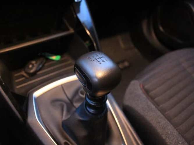 Peugeot 2008 1.5 Active Pack Bluehdi 100 Mt...