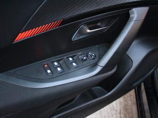 Peugeot 2008 1.5 Active Pack Bluehdi 100 Mt...