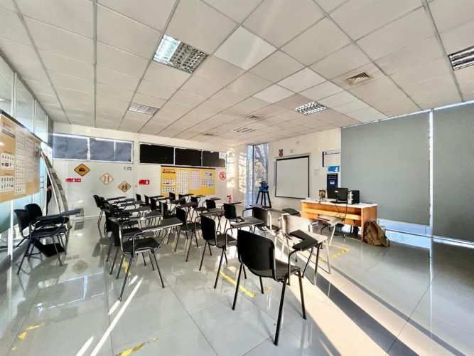 LOCAL COMERCIAL Massmann 499