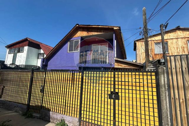 Casa amplia, buen terreno  lo prado