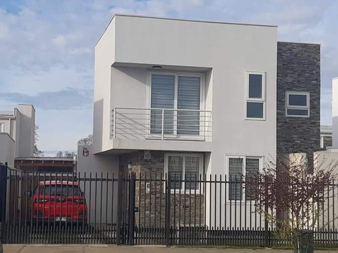 VENTA CASA PRACTICAMENTE NUEVA 3D 3B
