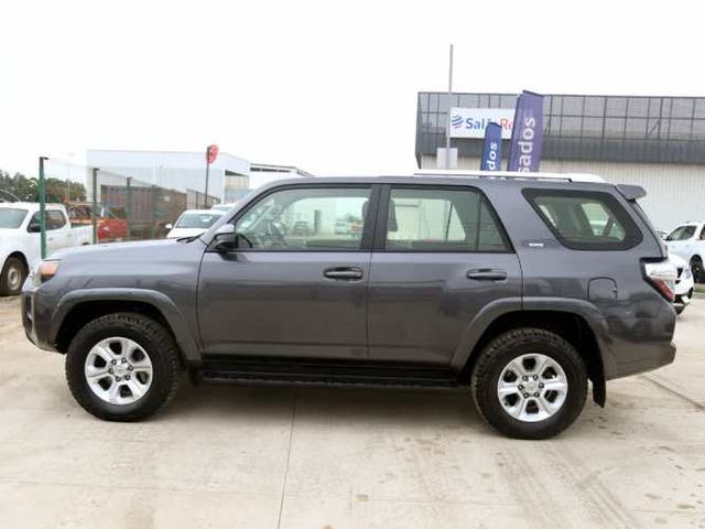TOYOTA 4RUNNER  2021