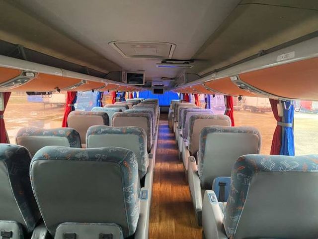 2013 Bus Scania K410 Salón Cama 43 Pasajeros – 2 pisos