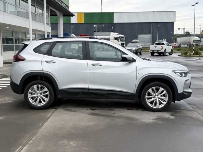 CHEVROLET TRACKER 2024