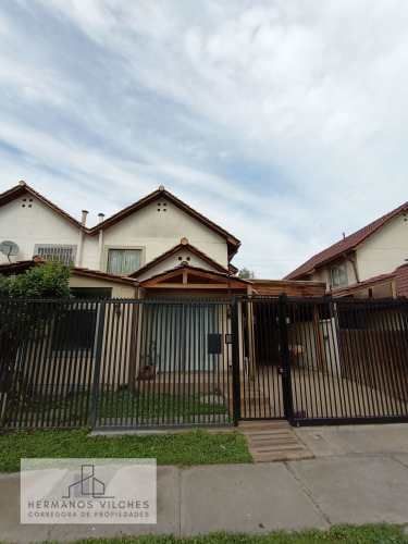 Hermosa casa en sector exclusivo de Huechuraba.-