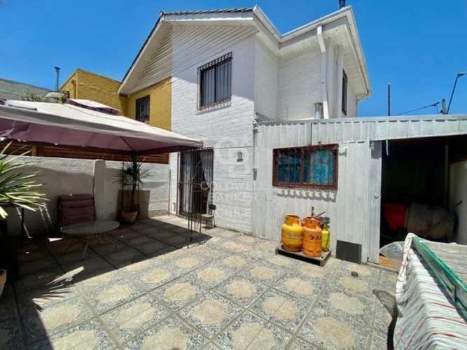 Casa 2 pisos San Bernardo Cercana a Metro Tren