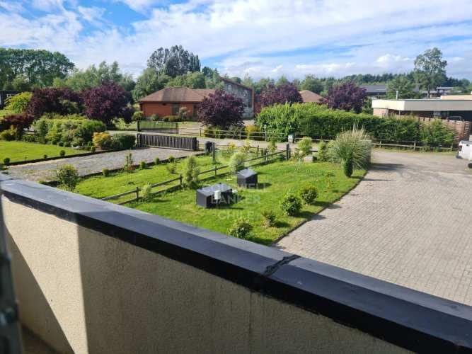 Luminosa Casa en Condominio con Jacuzzi y Quincho