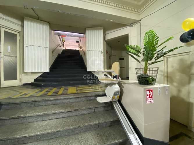 Gran local comerial en Santiago centro