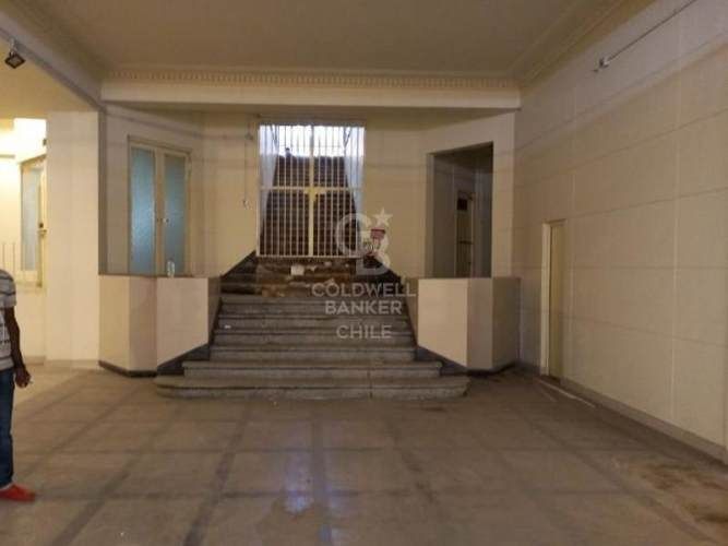 Gran local comerial en Santiago centro