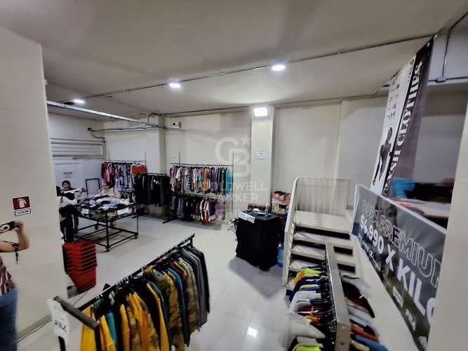 Gran local comerial en Santiago centro