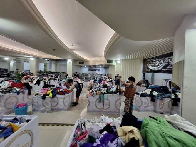 Gran local comerial en Santiago centro