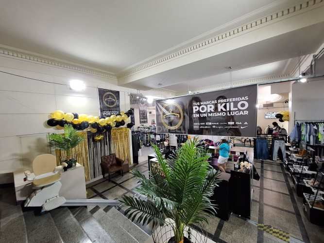 Gran local comerial en Santiago centro