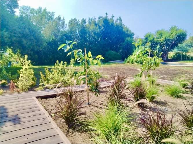 Gran Oportunidad Los Bosques - Frente a La Laguna- Chicureo